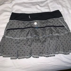 Lululemon ruffle skirt